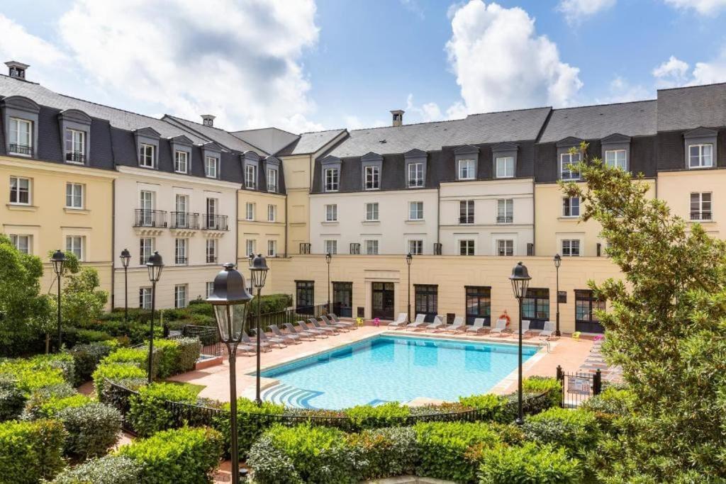 Disneyland Deluxe Flat, Outside Pool, Climatisation, 1 Min To Disney Parks Serris Buitenkant foto